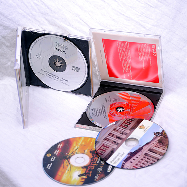 cd replication with cd jewel case packing